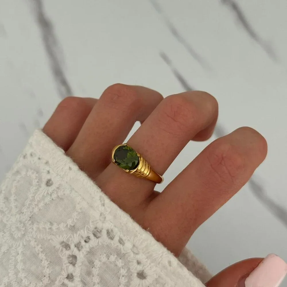 SKU0056 Casual Gold Green Gemstone Women Fashion Ring Stainless steel + gift bag